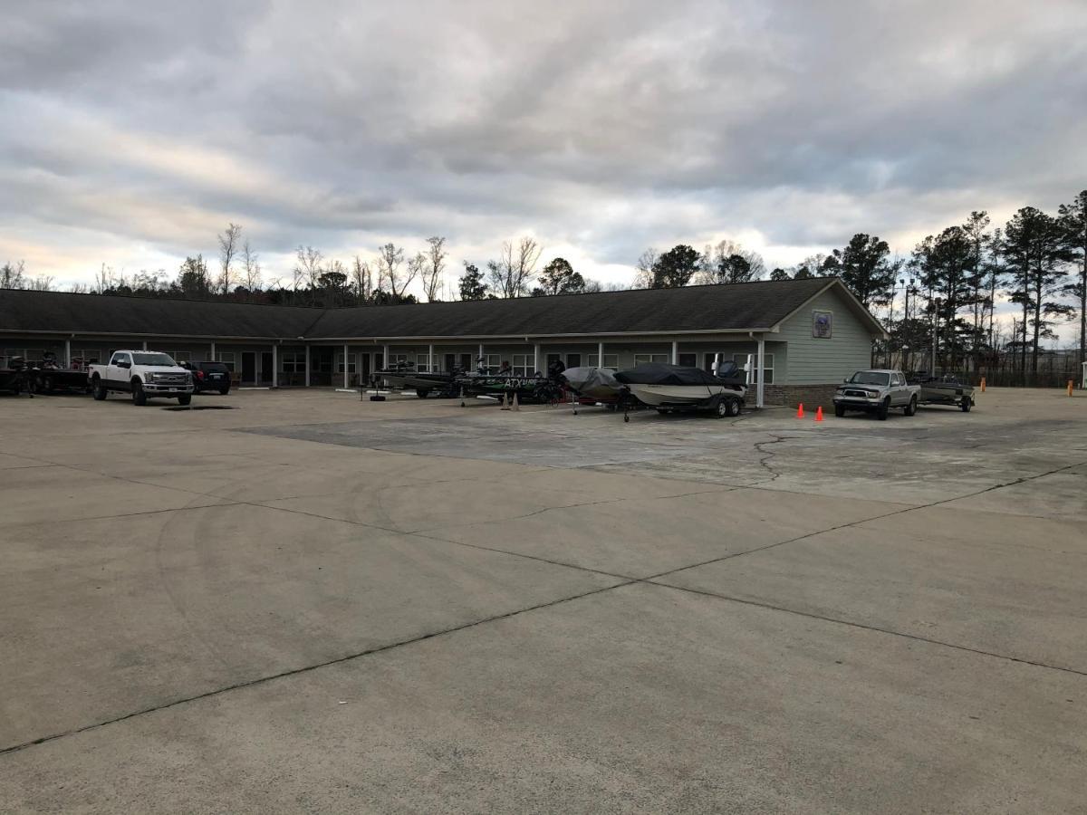 Weiss Lake Lodge Centre Екстер'єр фото